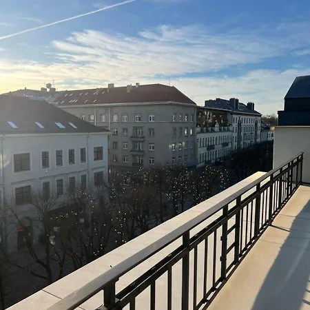 Butas Maironio Apartamentai Laisve Kaunas